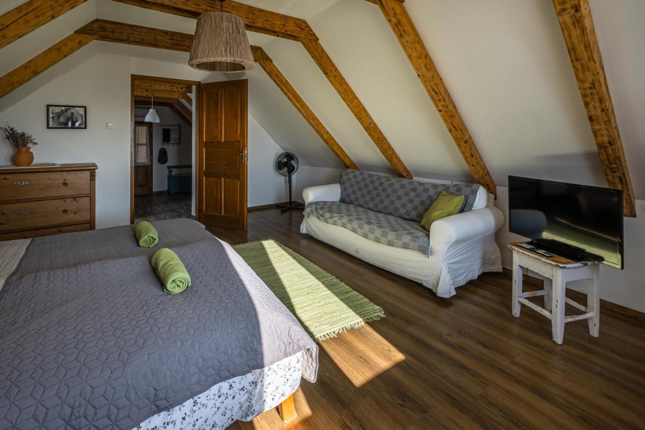 Tagyon Birtok Mandula Apartmanhaz Buitenkant foto