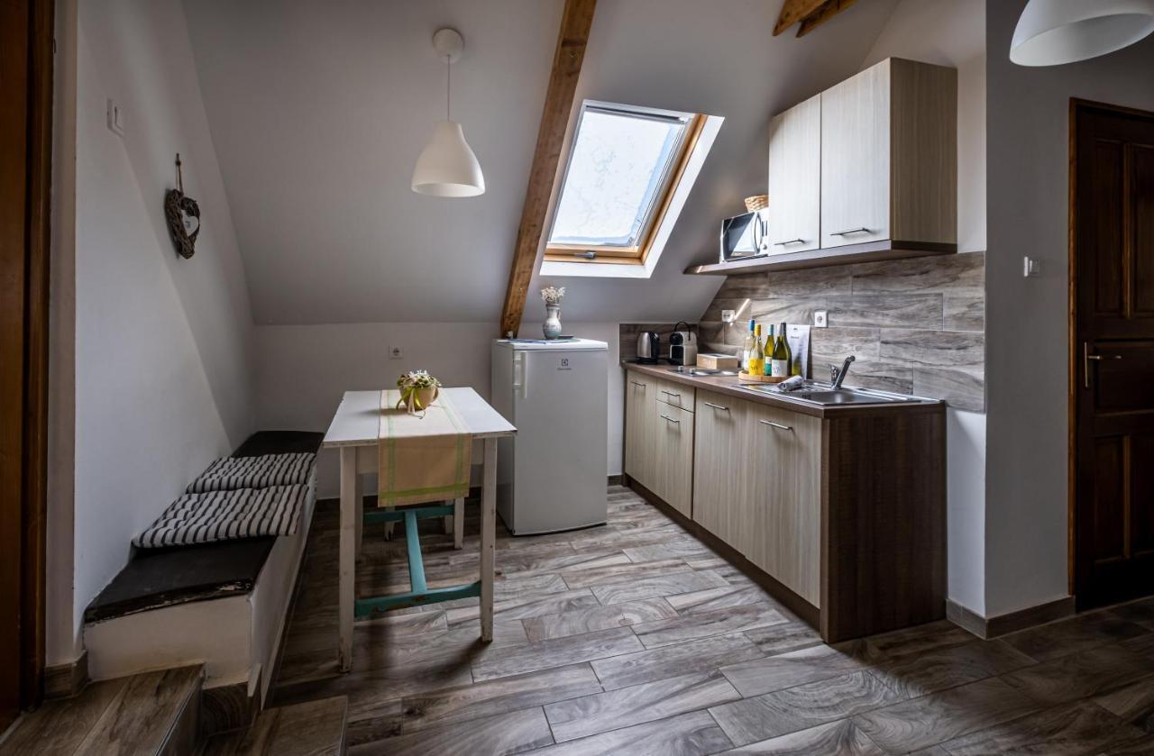 Tagyon Birtok Mandula Apartmanhaz Buitenkant foto