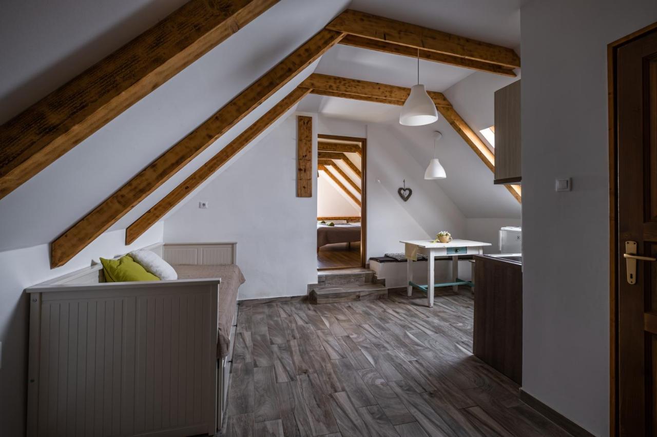 Tagyon Birtok Mandula Apartmanhaz Buitenkant foto