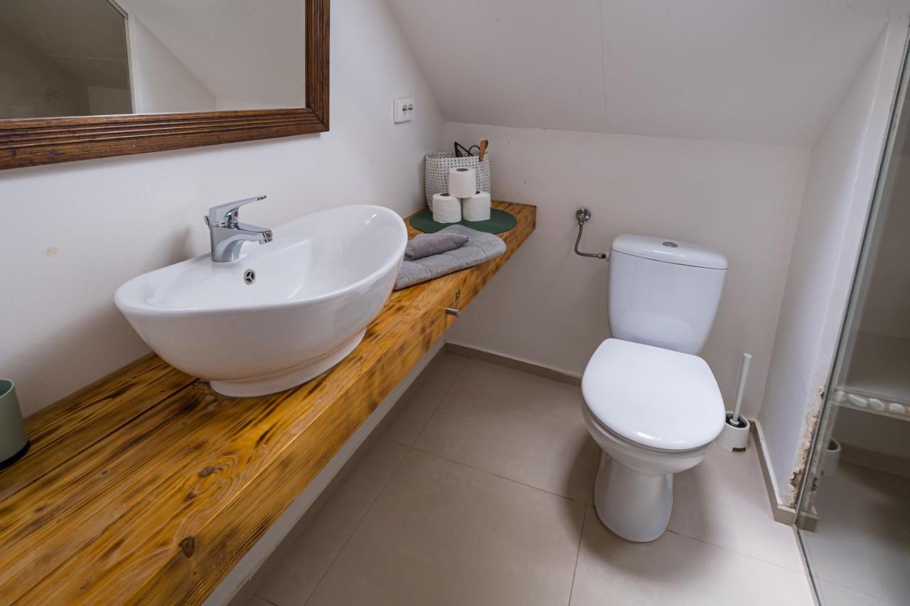 Tagyon Birtok Mandula Apartmanhaz Buitenkant foto